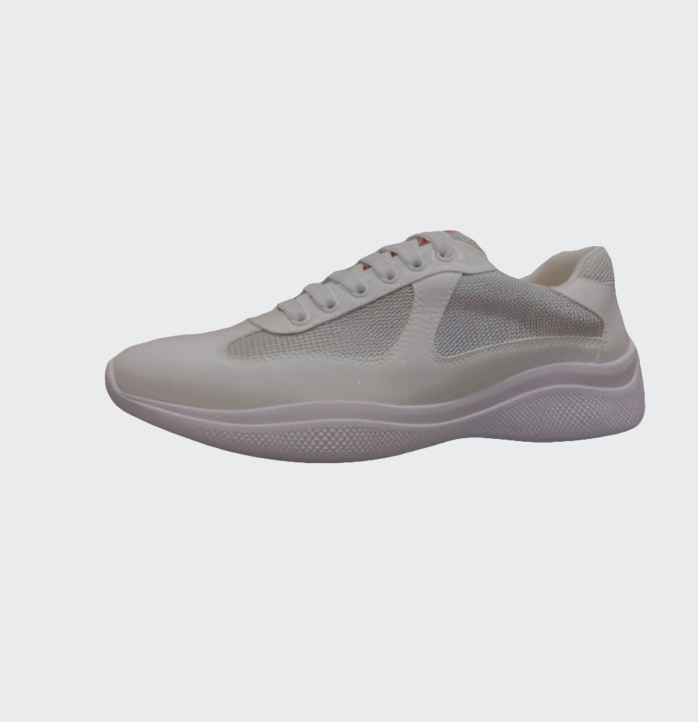 Cups Sneaker