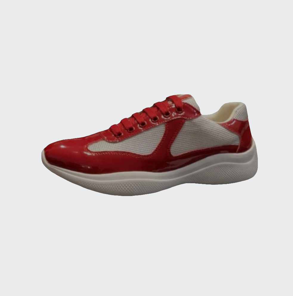 Cups Sneaker