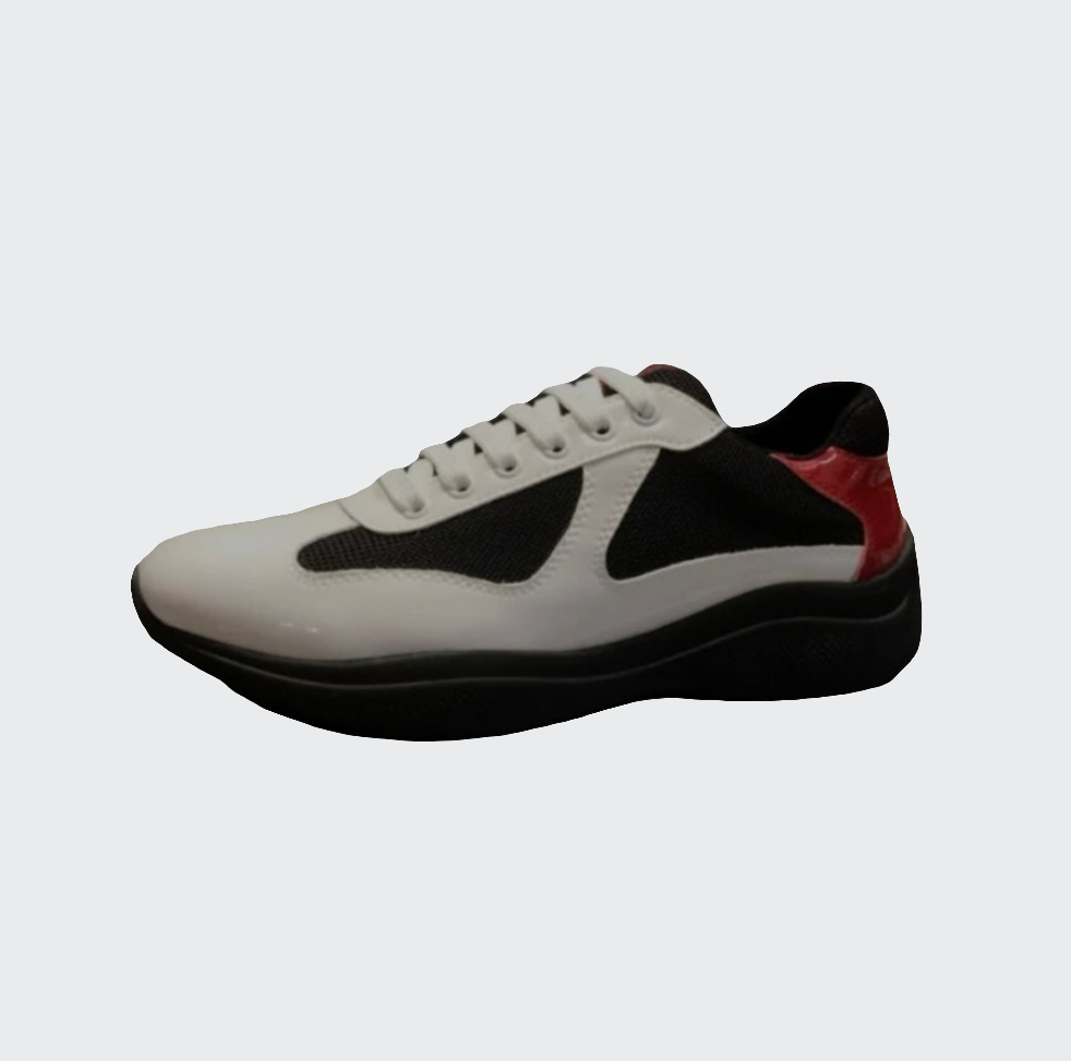 Cups Sneaker