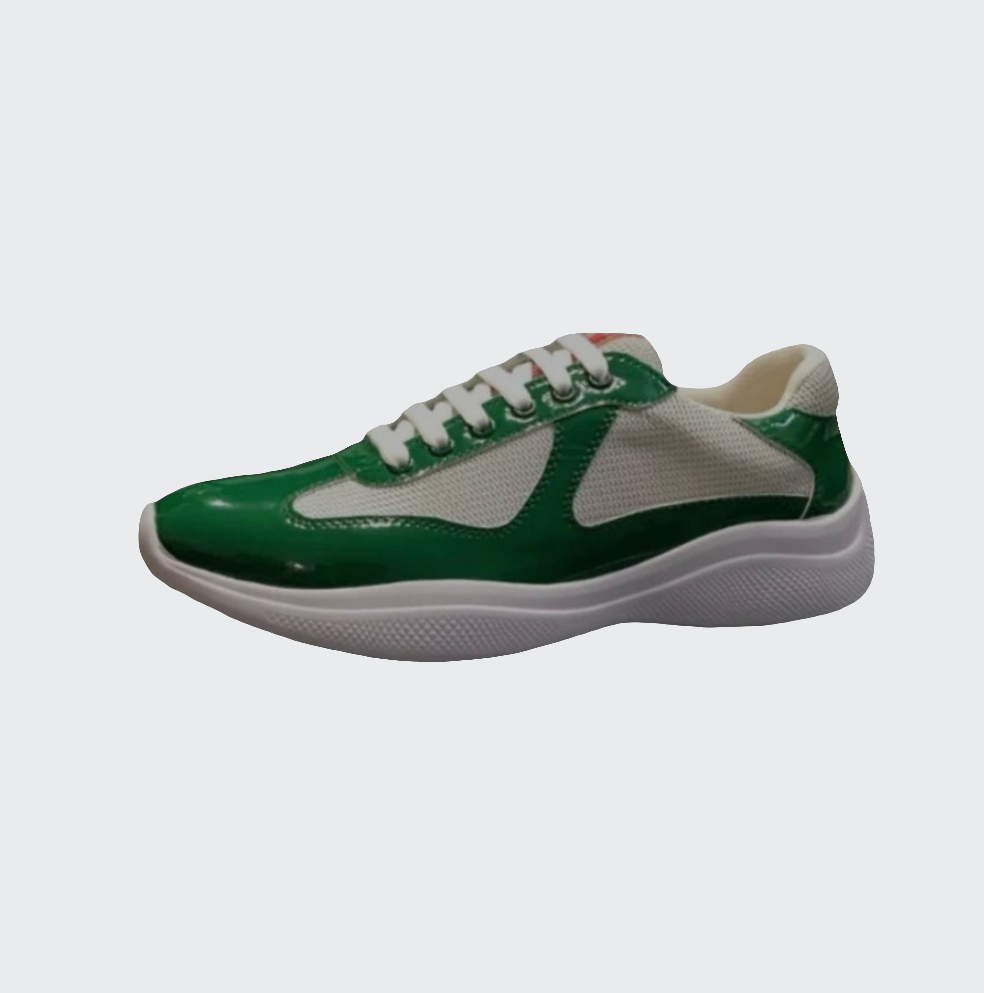 Cups Sneaker