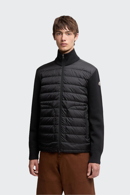MC - Gepolsterte Strickjacke